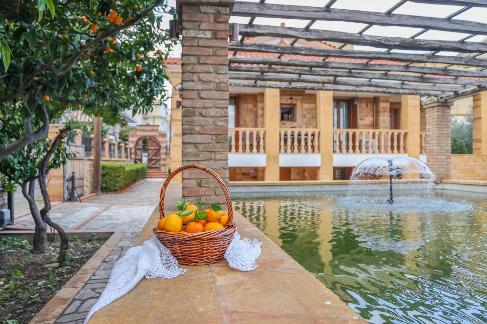 Archontiko Frideriki Luxury Apartments Хиос Екстериор снимка